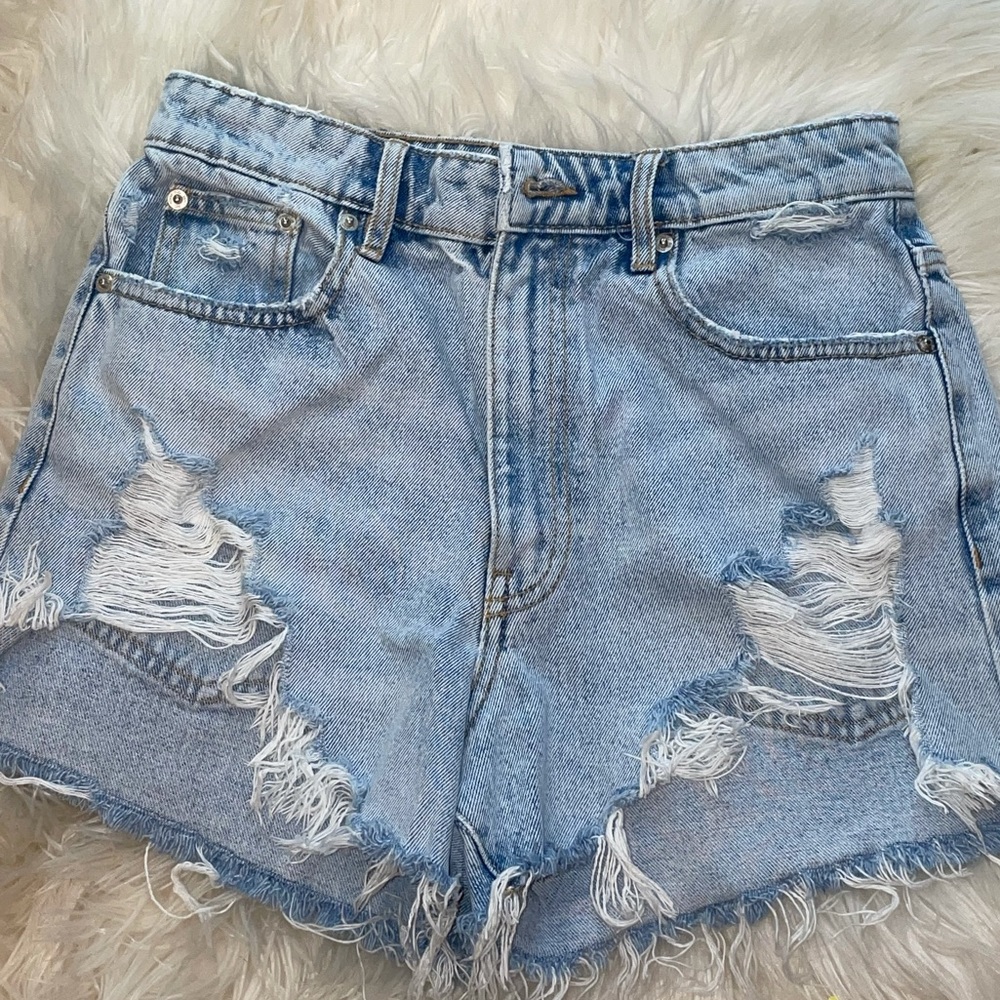 Zara denim jean shorts size 4